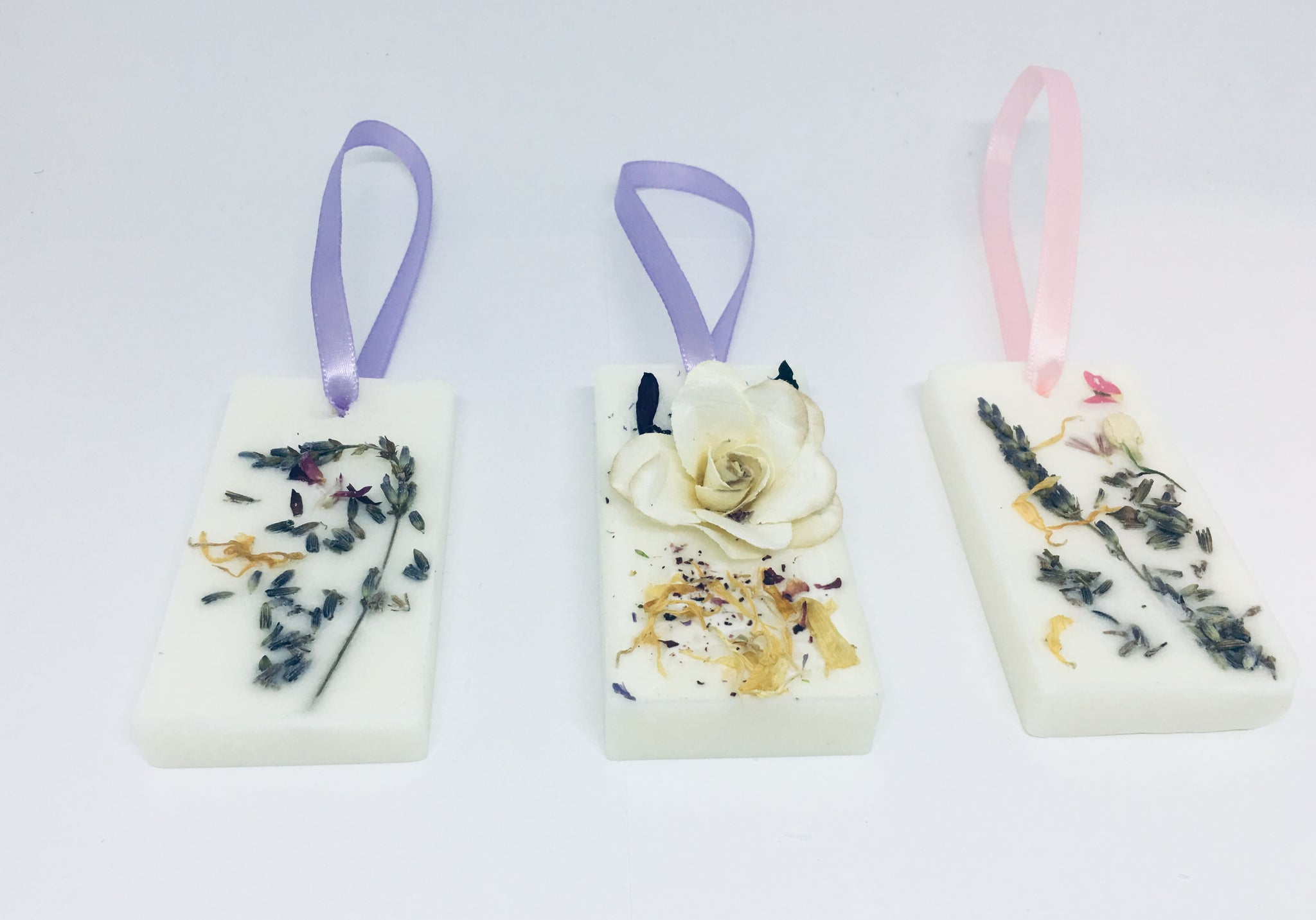 Natural Dried Flower & Paper Floral Soy Wax Tablet / Hanging Decor